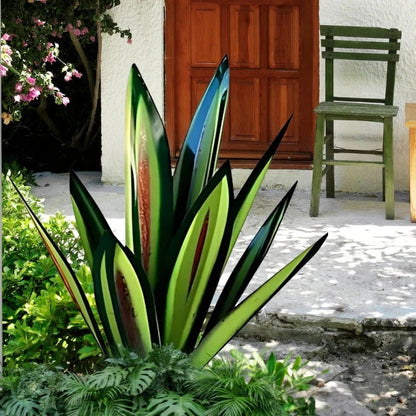 Metal Agave Sculpture with Weather-Resistant Steel and Rustic Finish, Indoor/Outdoor