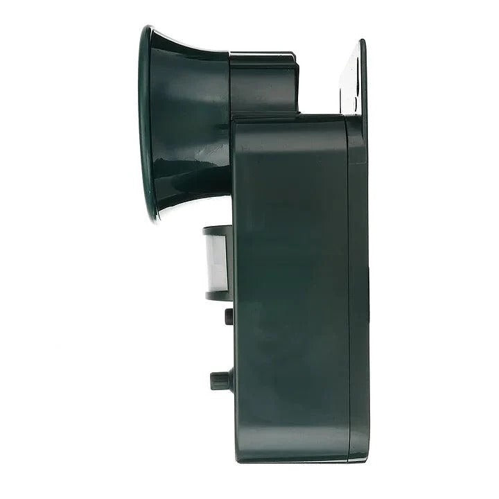Ultrasonic Animal Repeller with Motion Sensor and Adjustable Frequency, Battery Operated