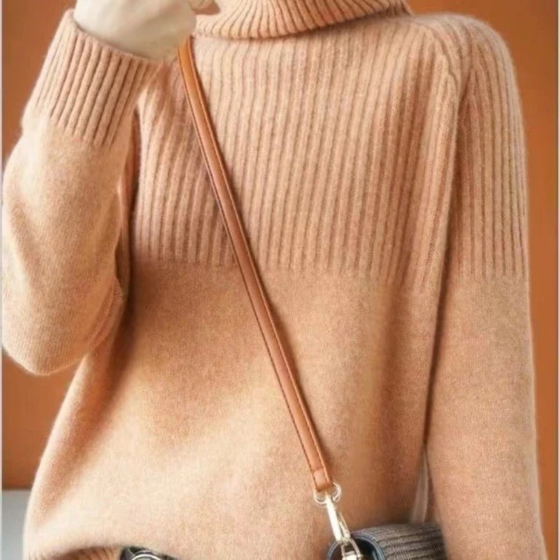 Cashmere Turtleneck Sweater with Lightweight Warmth and Cloudlike Softness, Regular Fit Zolana