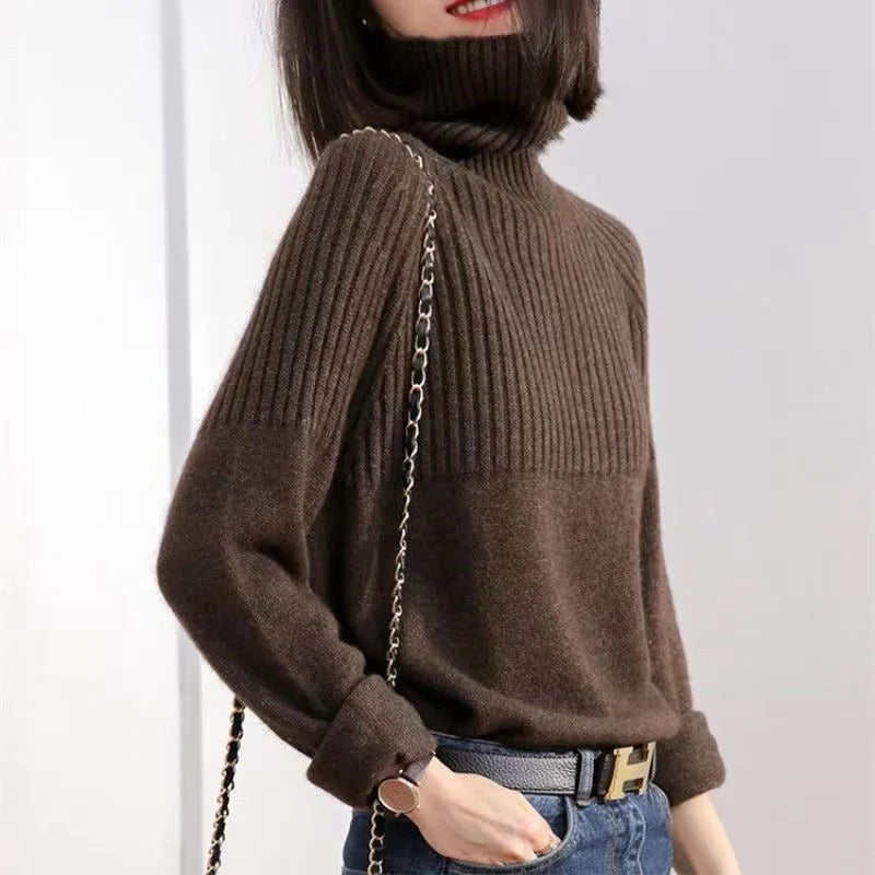 Cashmere Turtleneck Sweater with Lightweight Warmth and Cloudlike Softness, Regular Fit Zolana