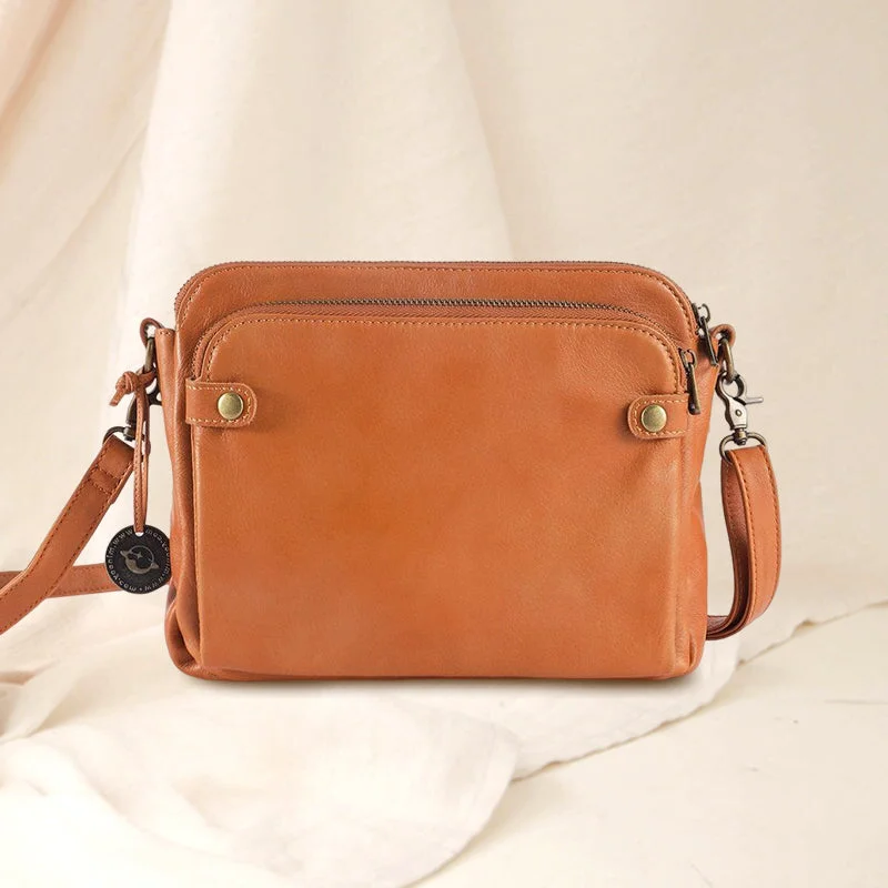 Leather Crossbody Bag with RFID-Blocking Wallet and Detachable Strap